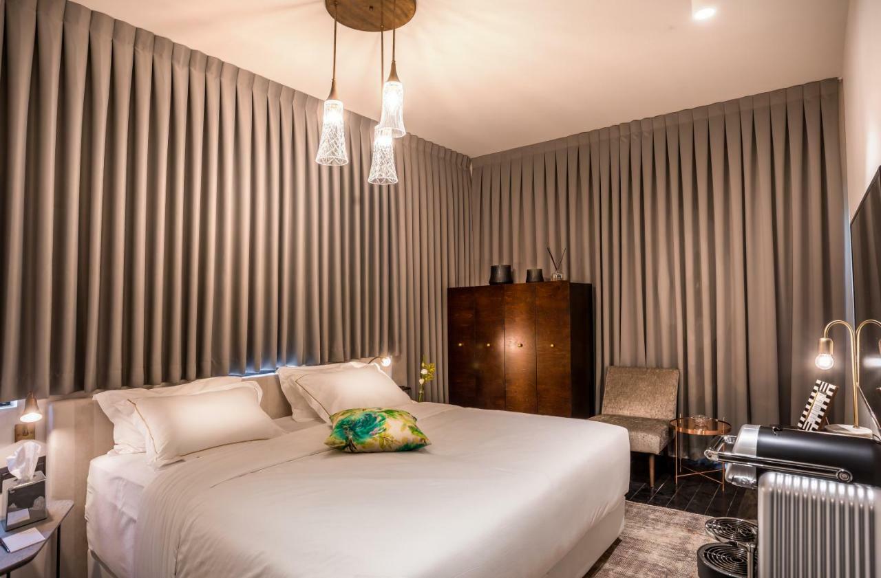 Lear Sense Hotel Gedera Kültér fotó
